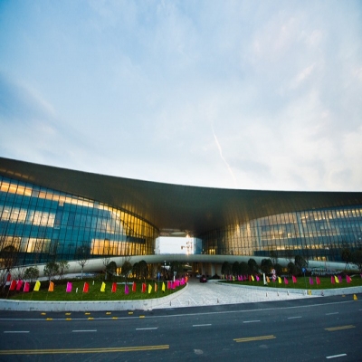 西湖区文体中心（浙商文化中心）精装修工程