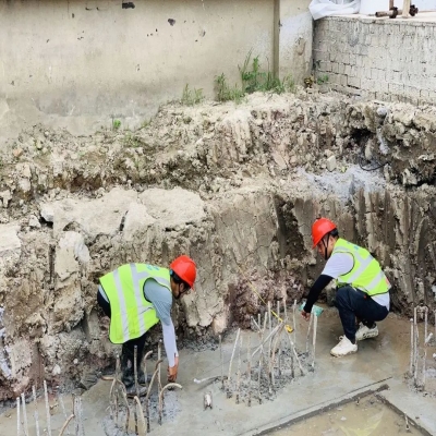 致敬！高温下的协力建设者